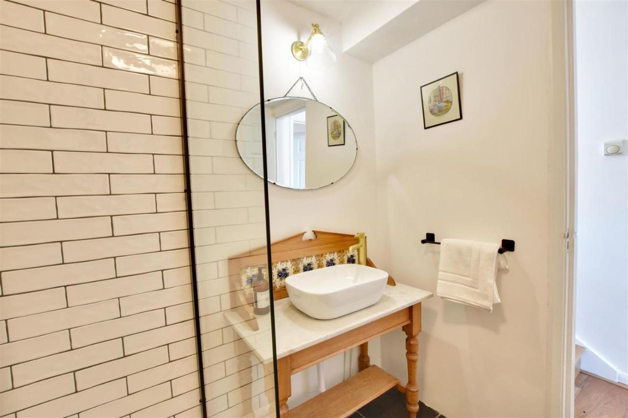 Nine The Boathouse Apartment Рай Екстериор снимка